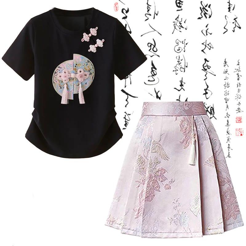 Vintage Buckle Embroidery Print T-Shirt High Waist Pleated Skirt  |   Skirts Clothing Black T-Shirt